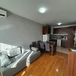 Lux L201 Apartment *