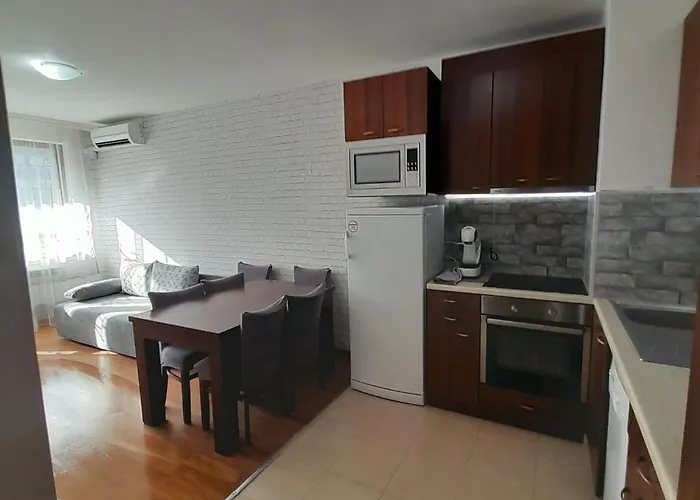 Lux L201 Apartment